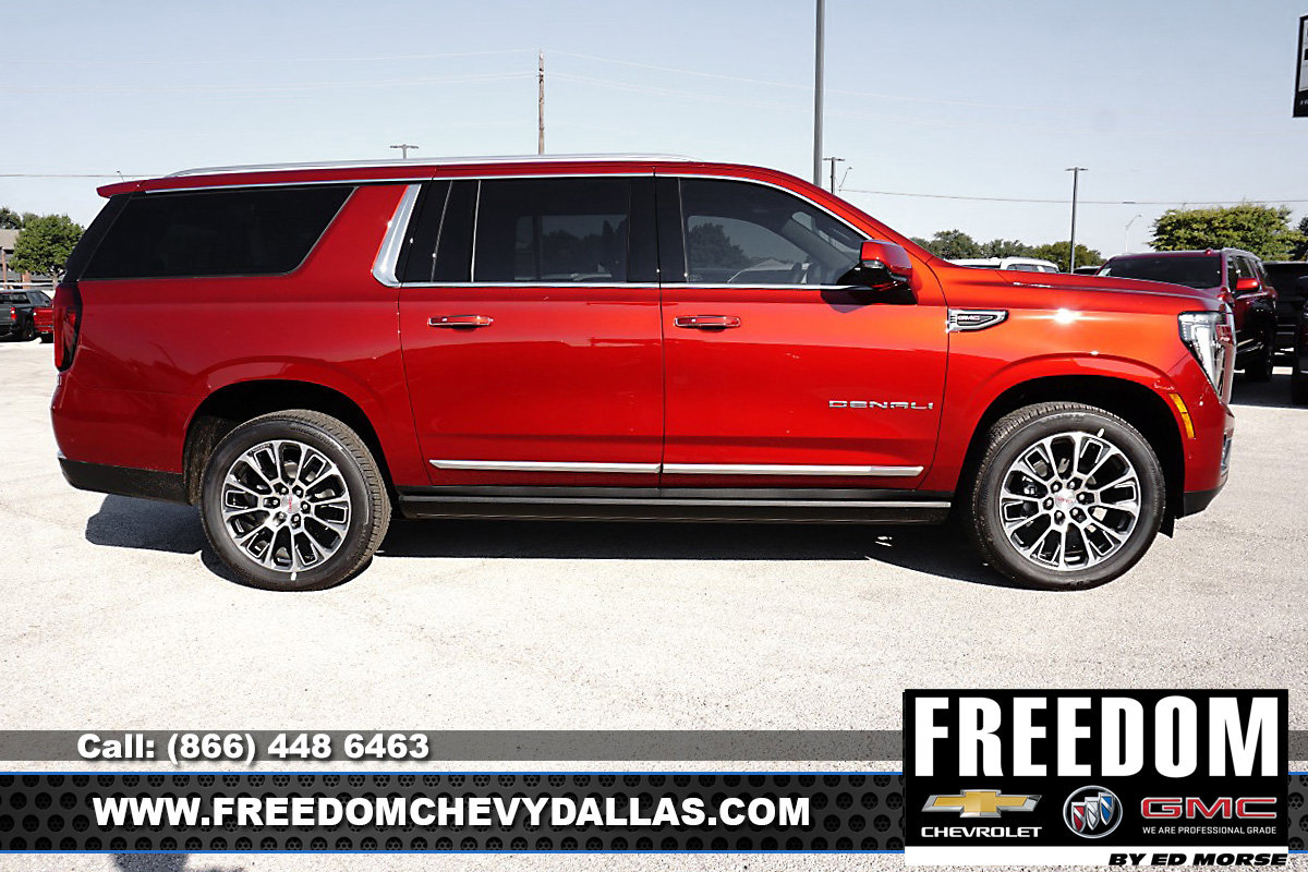 New 2025 GMC Yukon XL Denali w/ Denali Reserve Package image 8