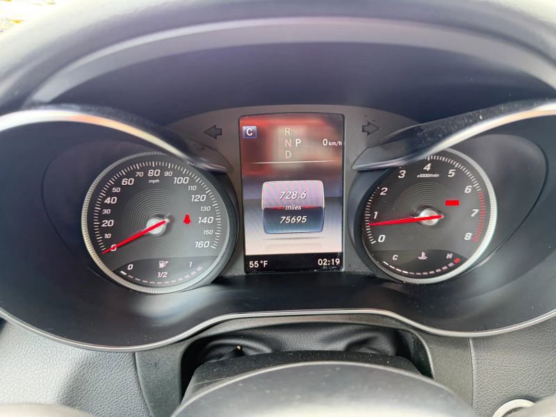 Used 2019 Mercedes-Benz GLC 300 4MATIC image 21