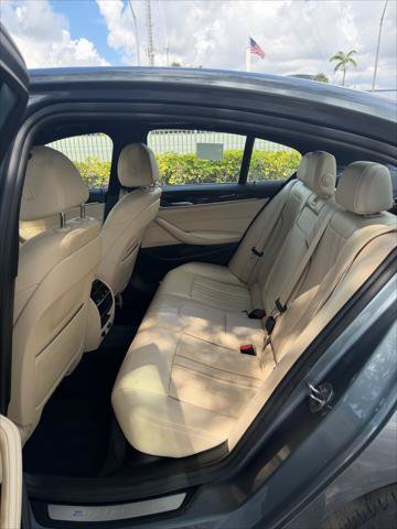 Used 2019 BMW 530e RWD image 21
