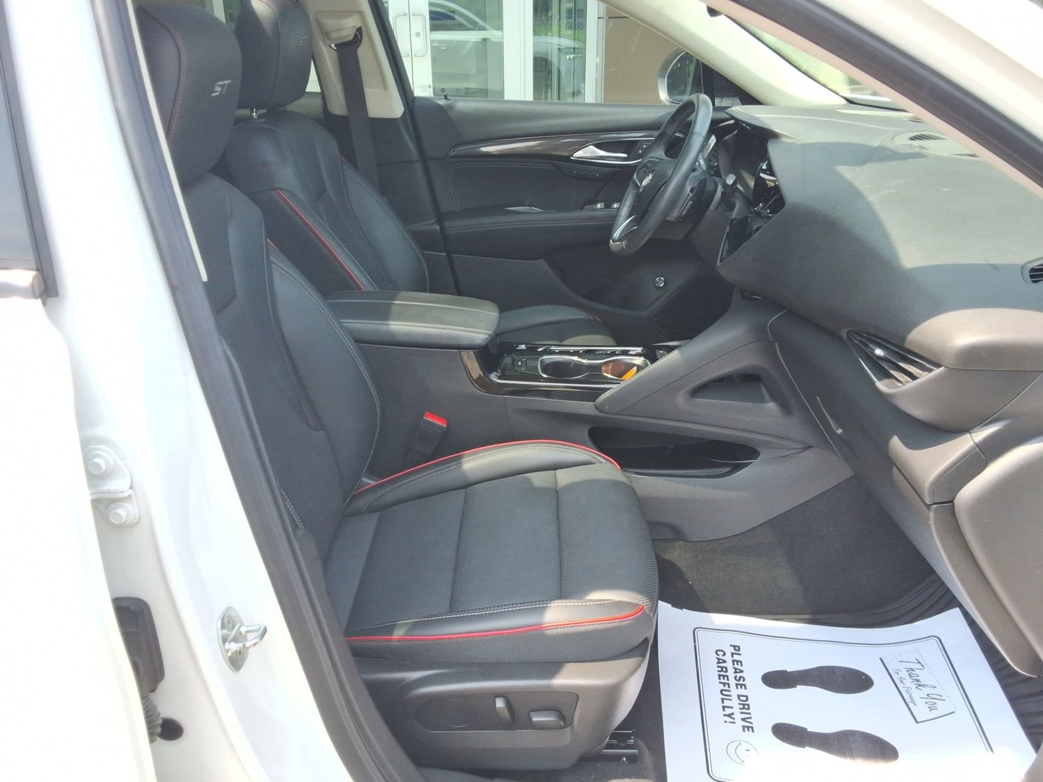 Used 2023 Buick Envision Essence w/ Sport Touring Package FWD image 32