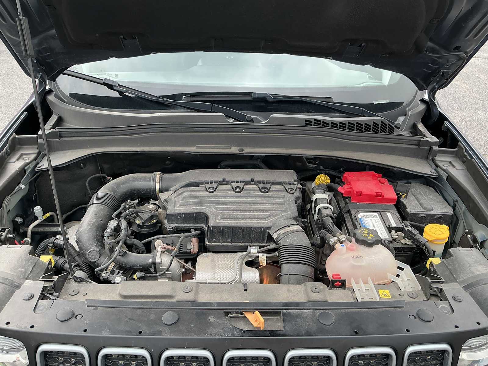 Used 2022 Jeep Renegade Latitude w/ Convenience Group AWD/4WD image 27