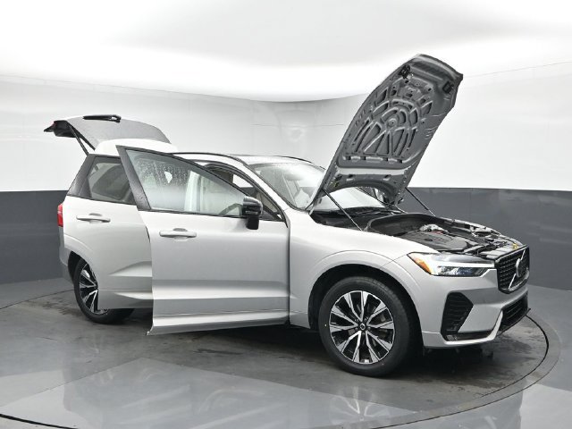 Used 2024 Volvo XC60 B5 Core AWD/4WD image 49