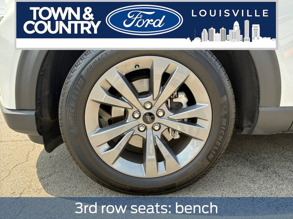 Used 2025 Ford Explorer Active w/ Active Comfort Package AWD/4WD image 22
