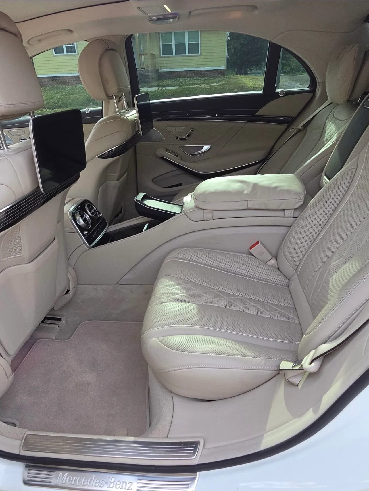 Used 2018 Mercedes-Benz S 560 Sedan image 14