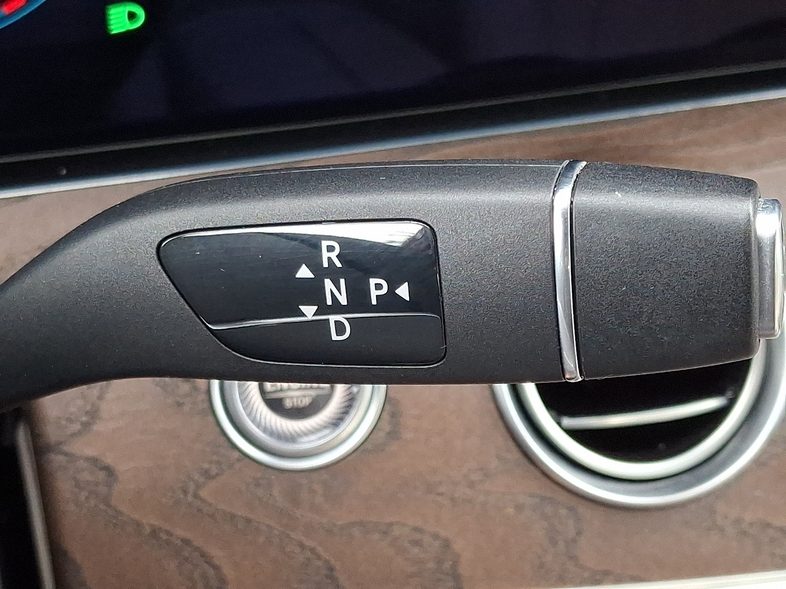 Used 2022 Mercedes-Benz E 350 4MATIC Sedan image 15