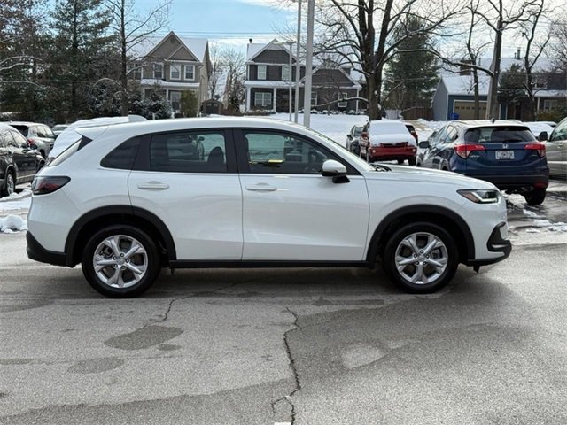 Certified 2025 Honda HR-V LX image 2