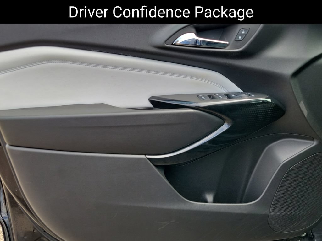 Used 2025 Chevrolet Trax LT w/ Driver Confidence Package FWD image 11