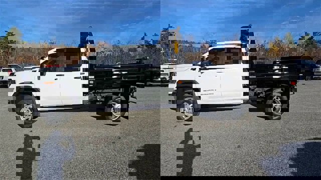 New 2025 GMC Sierra 3500 Pro w/ Convenience Package image 5