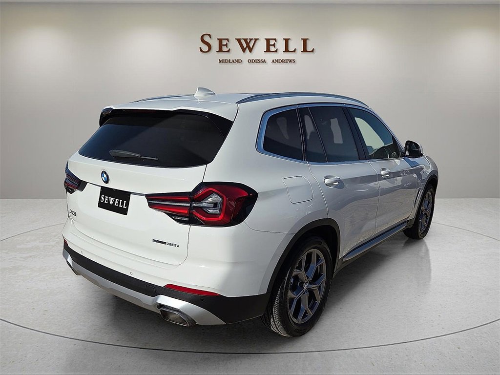 Used 2023 BMW X3 sDrive30i w/ Convenience Package image 4