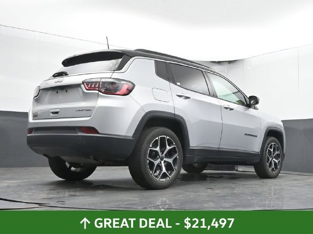 Used 2025 Jeep Compass Limited AWD/4WD image 47