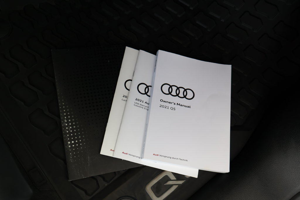Used 2021 Audi Q5 e Premium Plus w/ Premium Plus Package AWD/4WD image 52