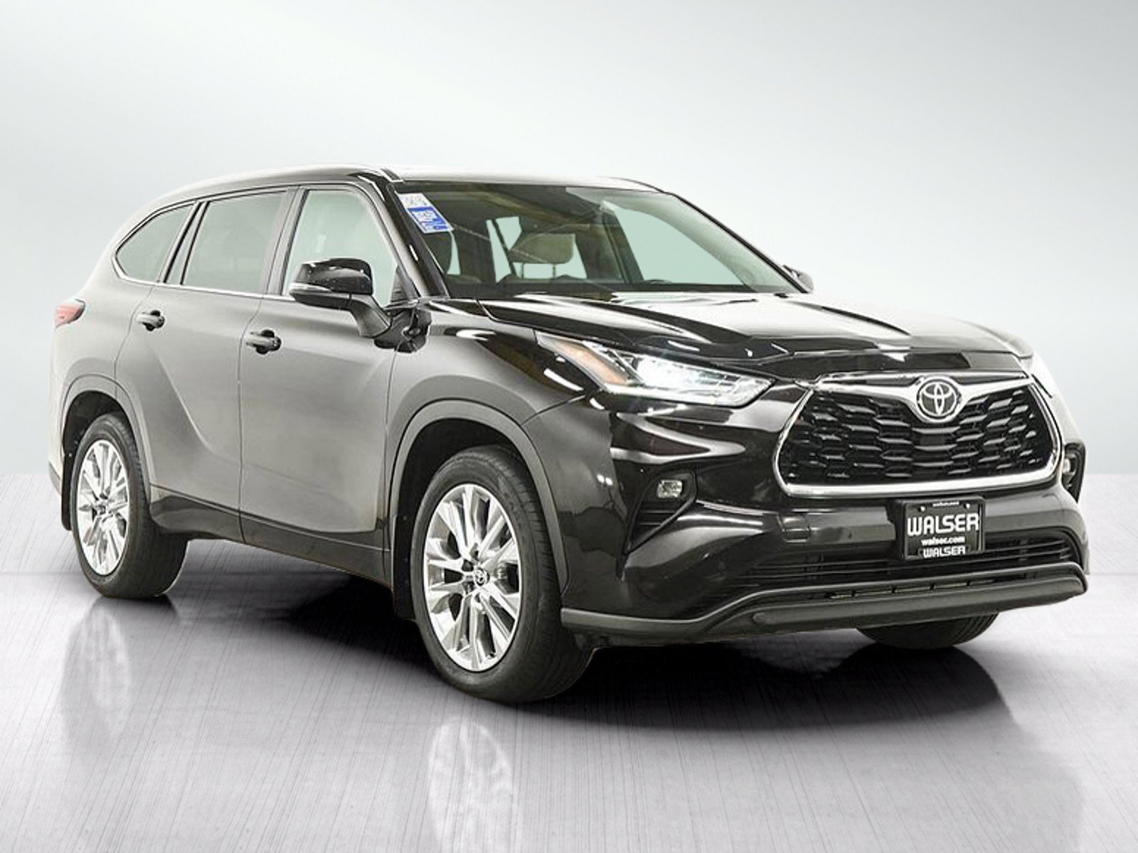 Used 2020 Toyota Highlander Limited AWD/4WD image 8