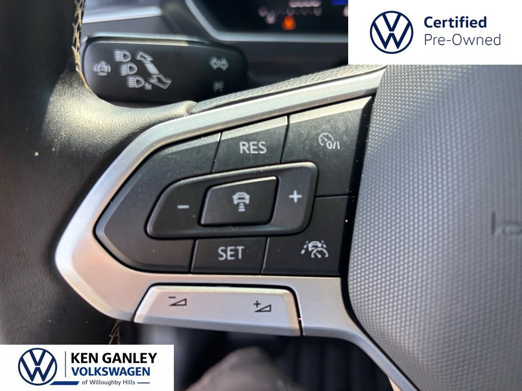 Used 2024 Volkswagen Tiguan SE AWD/4WD image 21