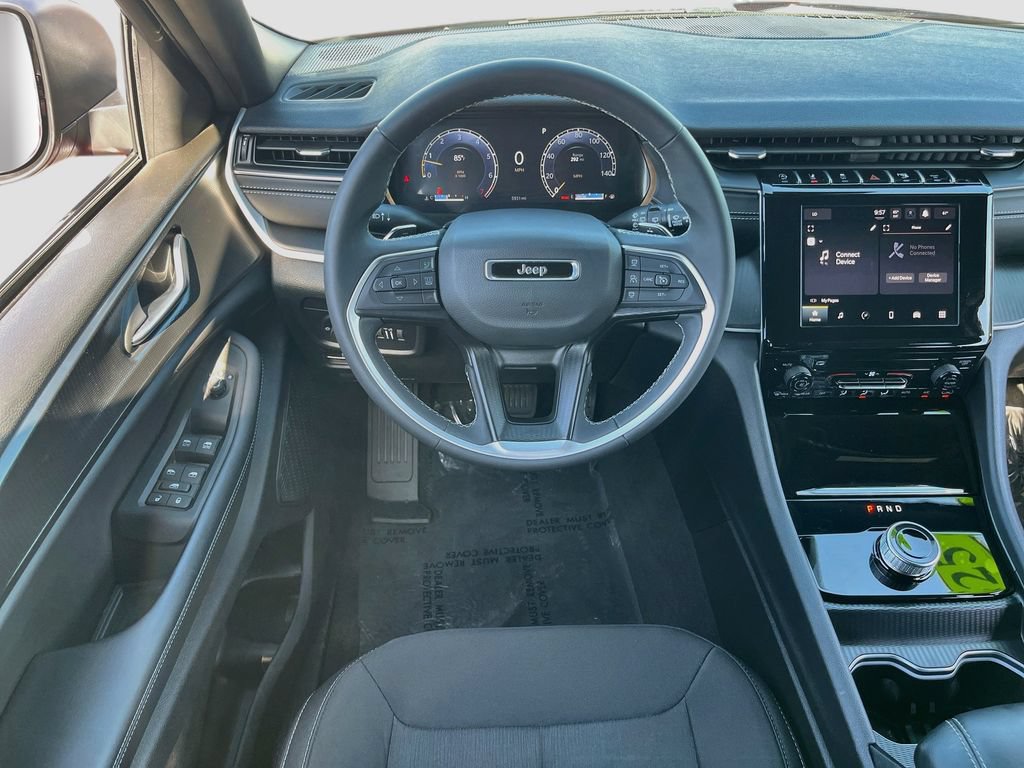 Certified 2025 Jeep Grand Cherokee L Laredo w/ Trailer Tow Package RWD image 20