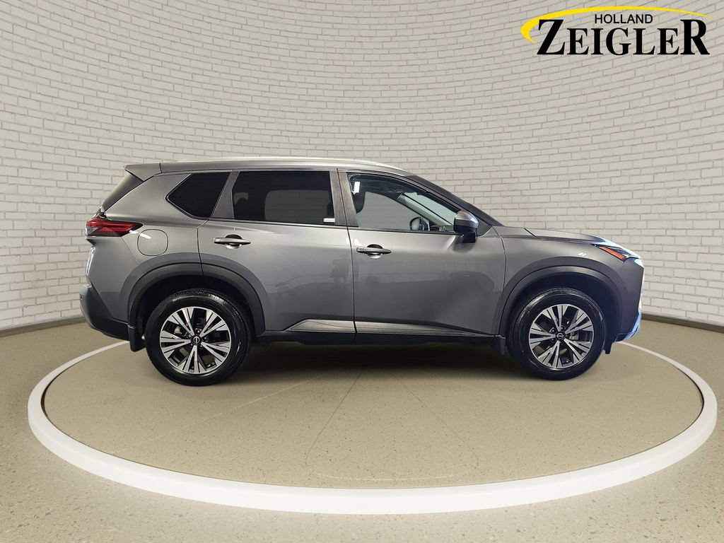 Used 2023 Nissan Rogue SV w/ SV Premium B Package AWD/4WD image 4