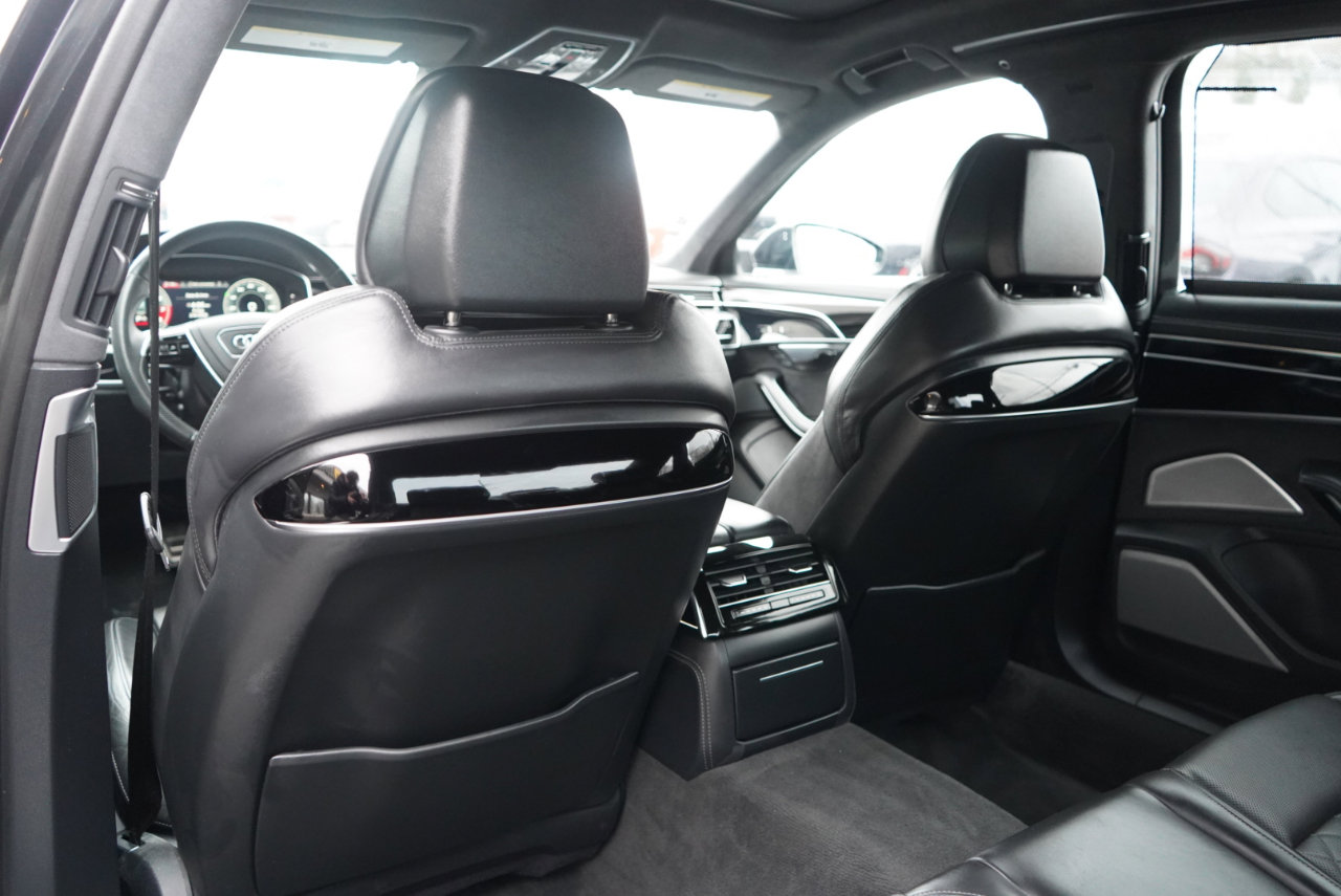 Used 2022 Audi S8 w/ S8 Comfort Plus Package image 42
