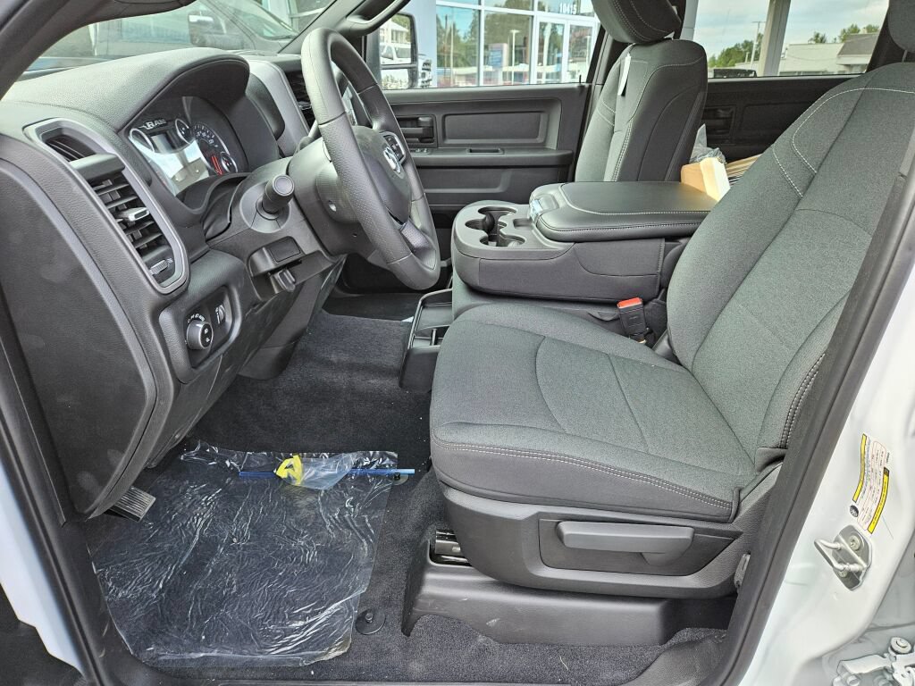 New 2026 RAM 2500 Tradesman AWD/4WD image 13