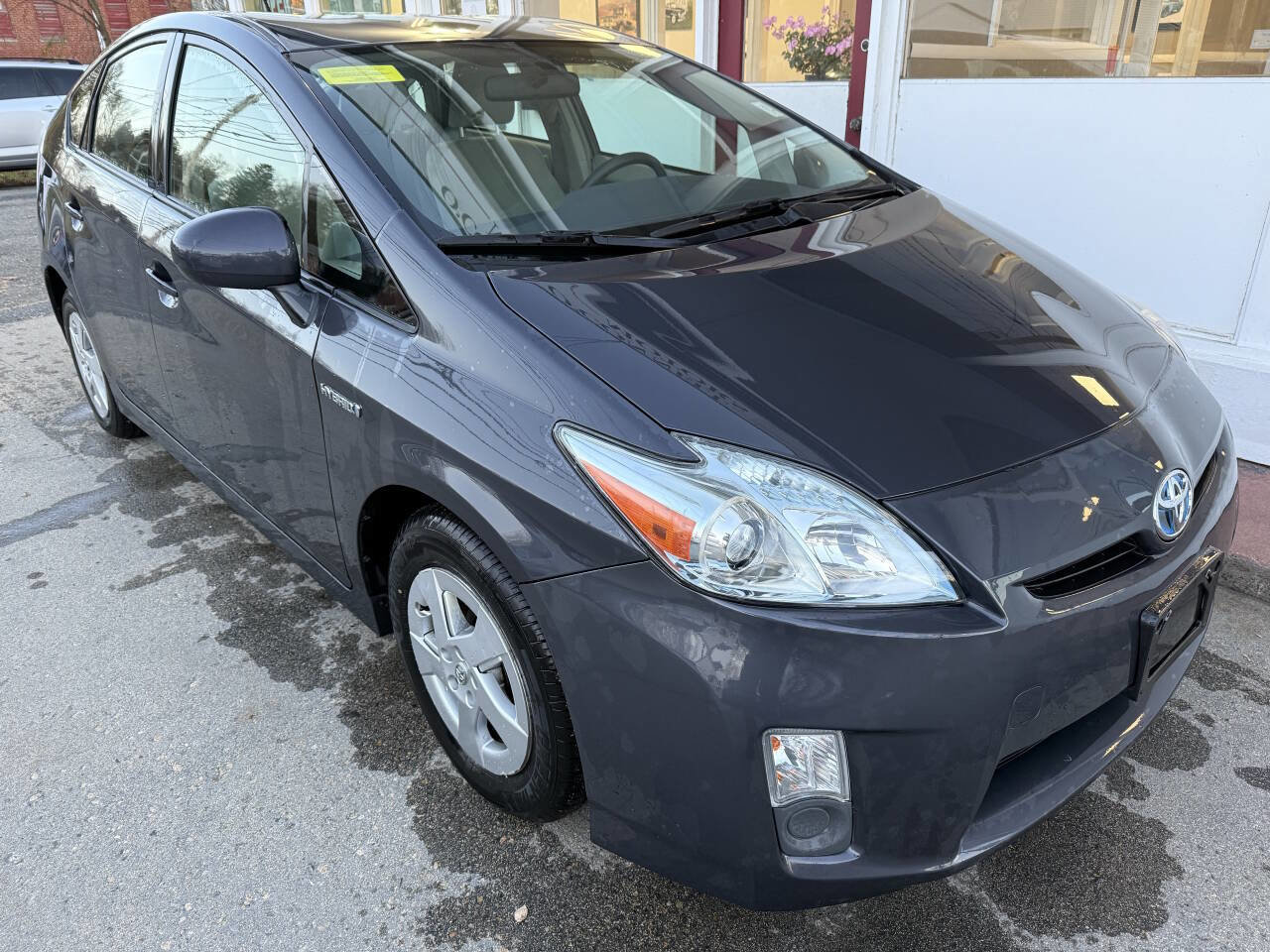 Used 2010 Toyota Prius Three image 6