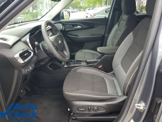 Used 2022 Chevrolet TrailBlazer LT w/ Convenience Package FWD image 17