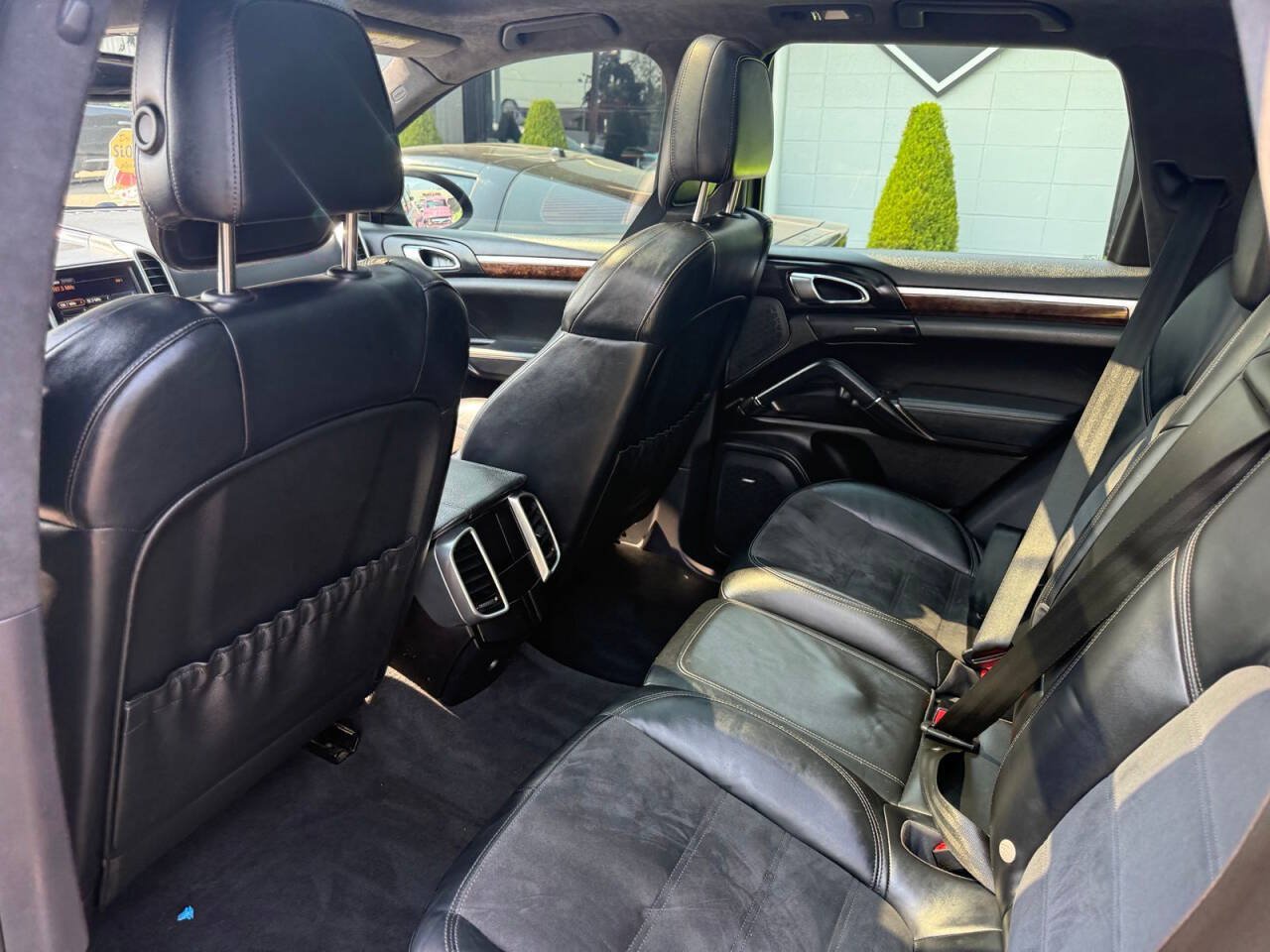 Used 2013 Porsche Cayenne GTS AWD/4WD image 27