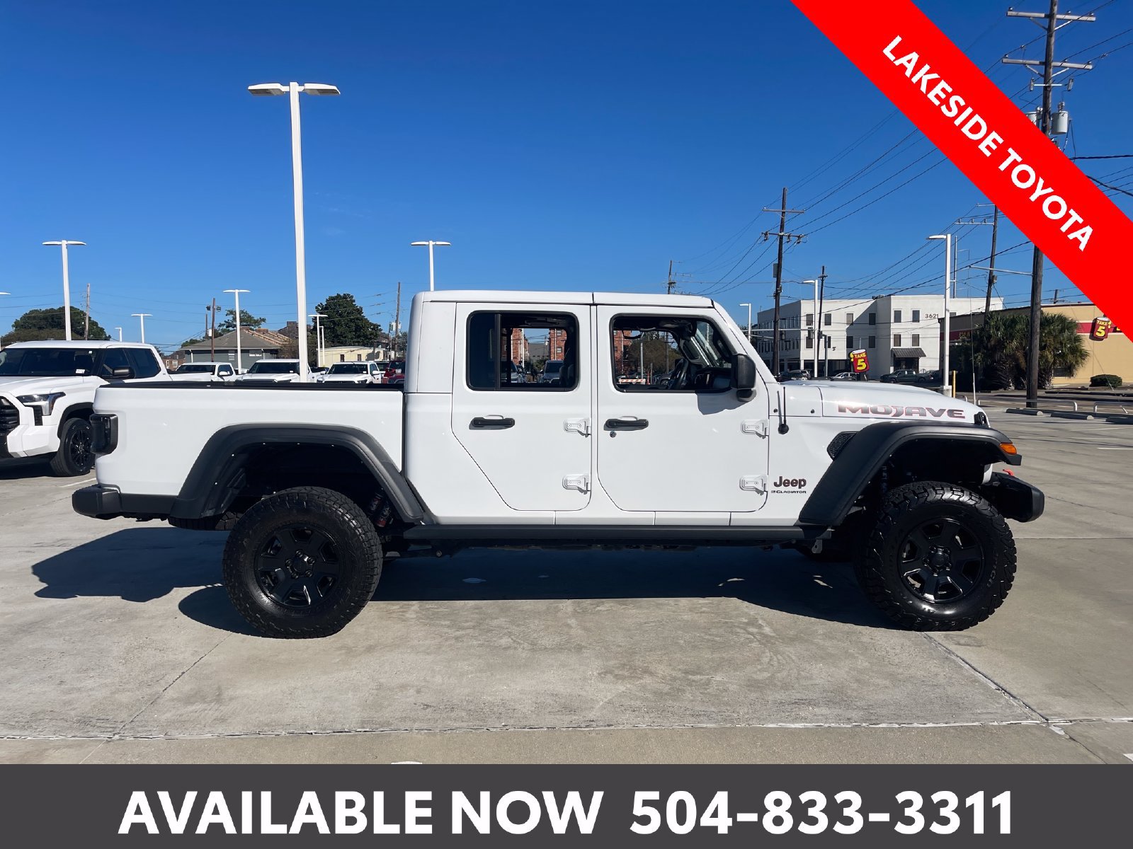Used 2023 Jeep Gladiator Mojave w/ LED Lighting Group AWD/4WD image 6