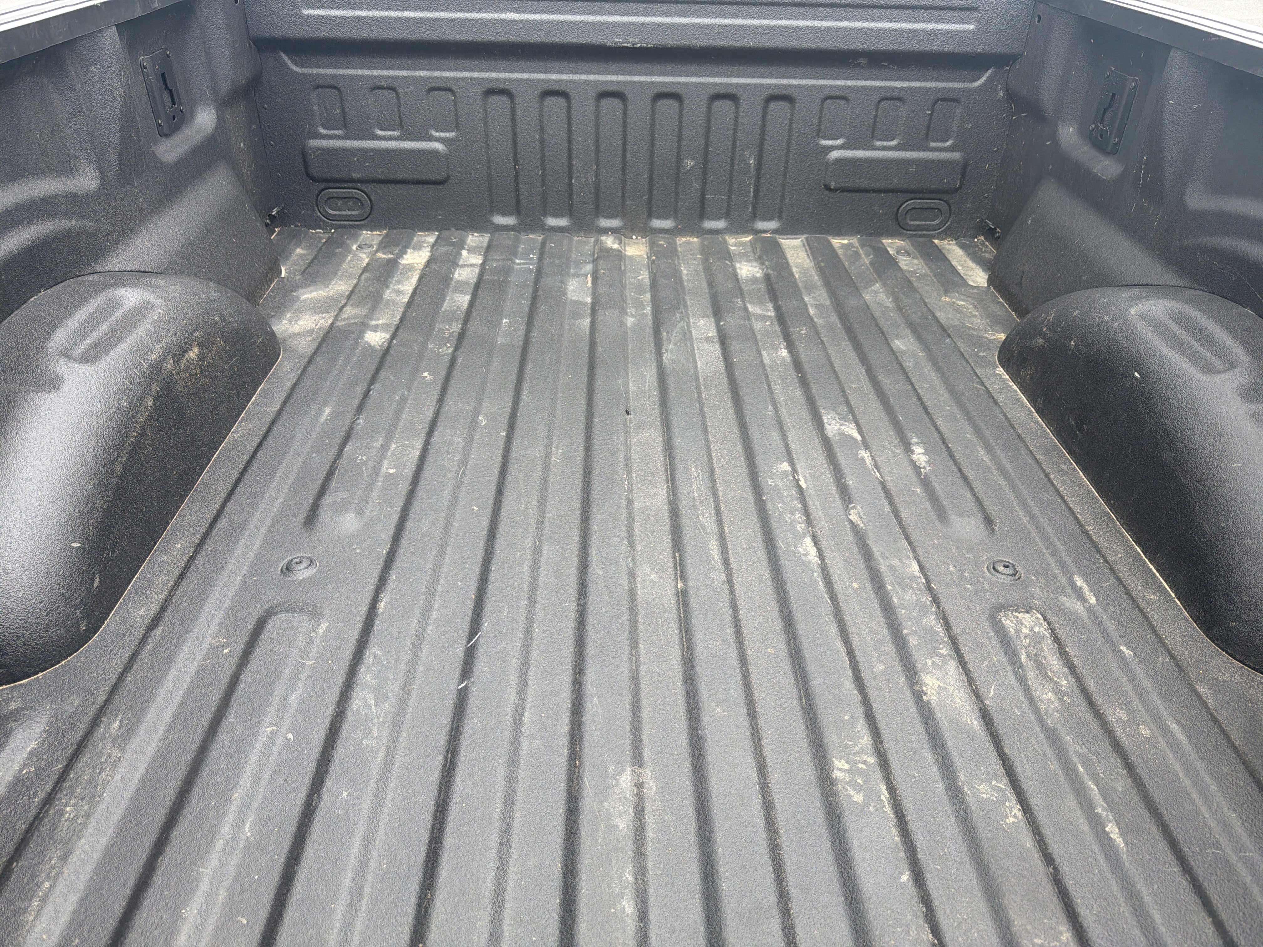 Used 2023 Ford F150 Lariat w/ Equipment Group 502A High AWD/4WD image 5