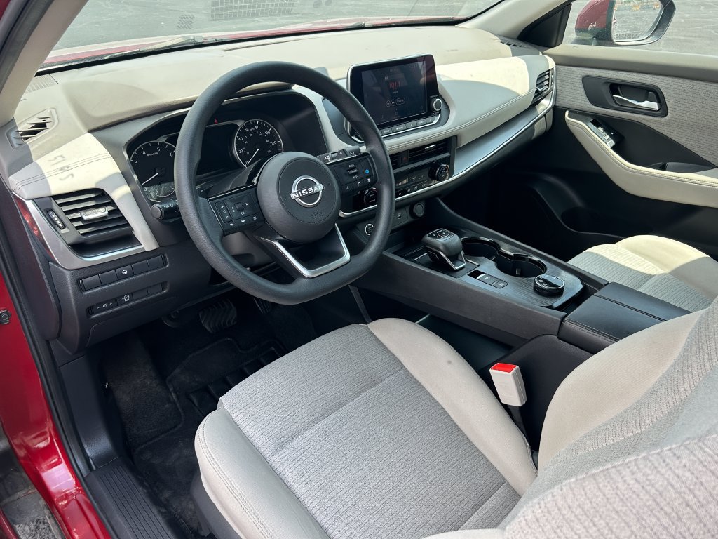 Used 2023 Nissan Rogue SV AWD/4WD image 23