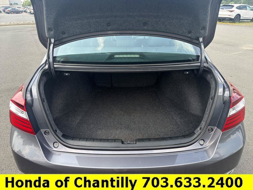 Used 2017 Honda Accord EX-L image 29