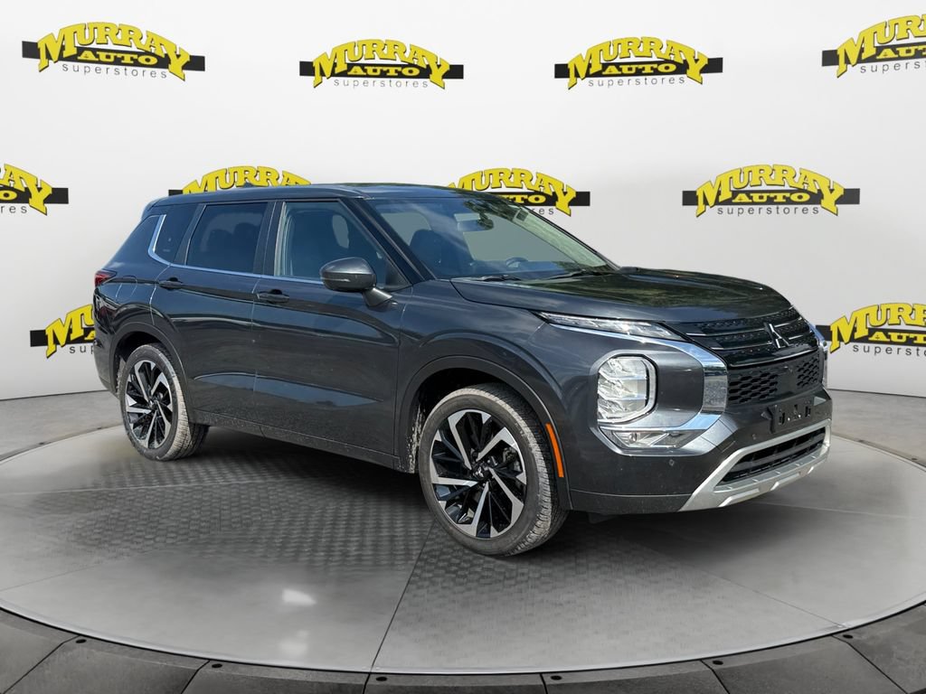 Used 2024 Mitsubishi Outlander SE FWD image 7