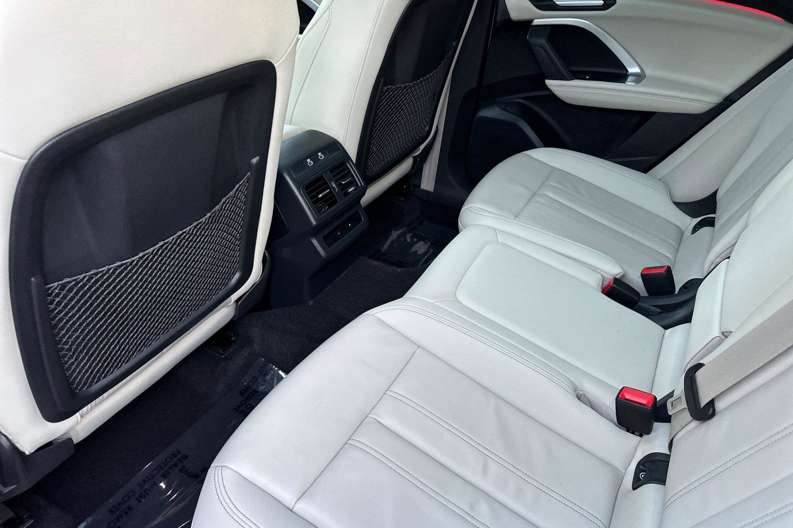 Used 2025 Audi Q5 Premium w/ 19" Wheel Package image 11