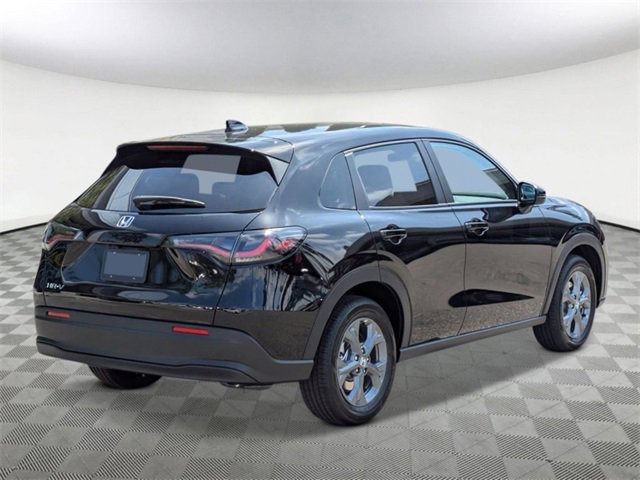 New 2026 Honda HR-V LX image 2