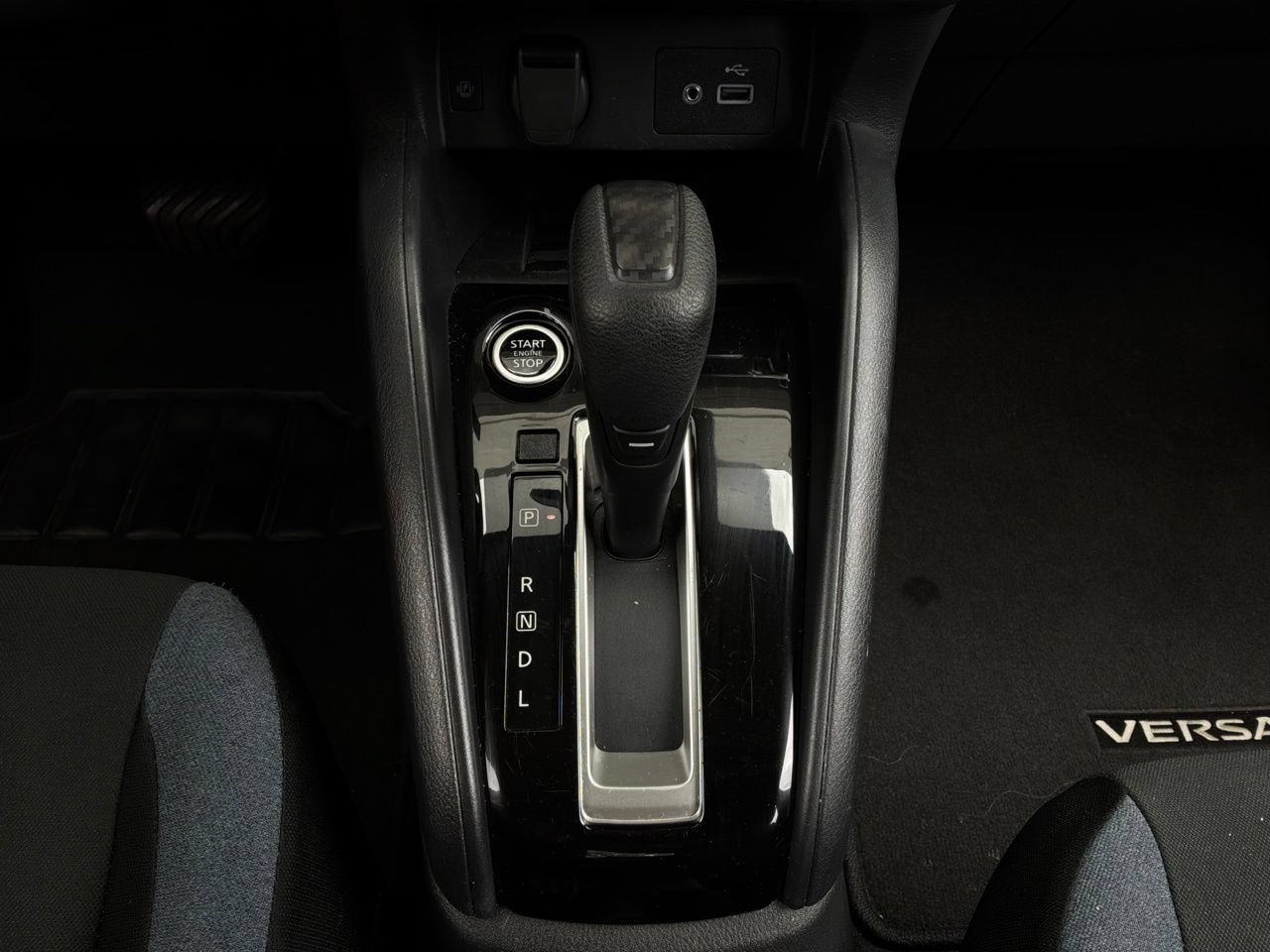 Used 2025 Nissan Versa SV FWD image 21