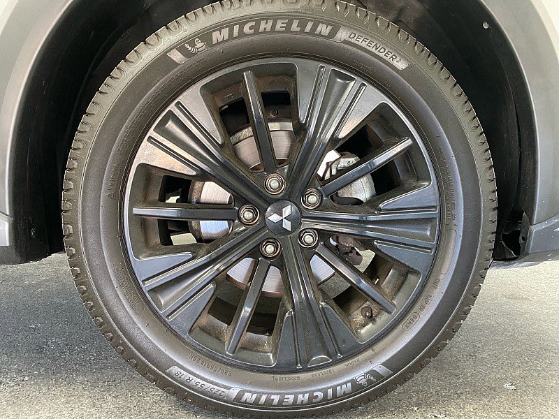 Used 2020 Mitsubishi Eclipse Cross LE image 25