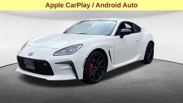 Used 2024 Toyota GR86 Premium w/ Performance Package RWD image 4