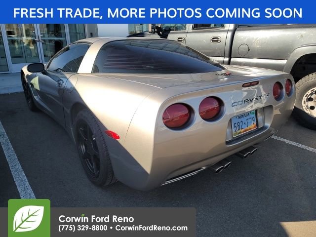 Used 2000 Chevrolet Corvette Coupe w/ Roof Pkg image 7