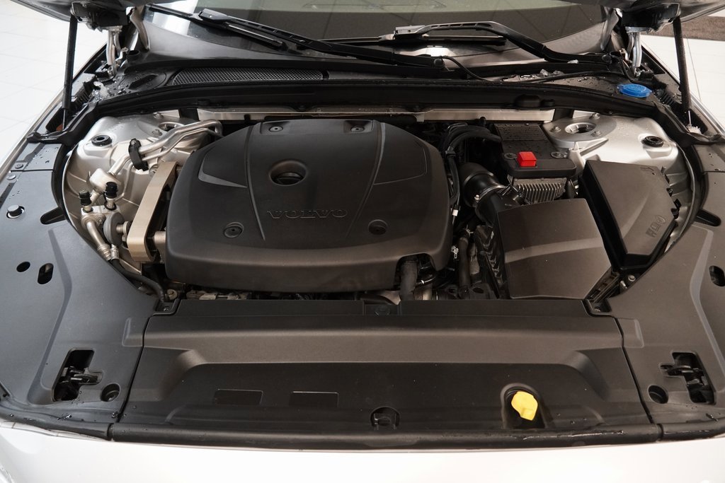 Used 2018 Volvo V90 T5 Cross Country w/ Convenience Package image 39