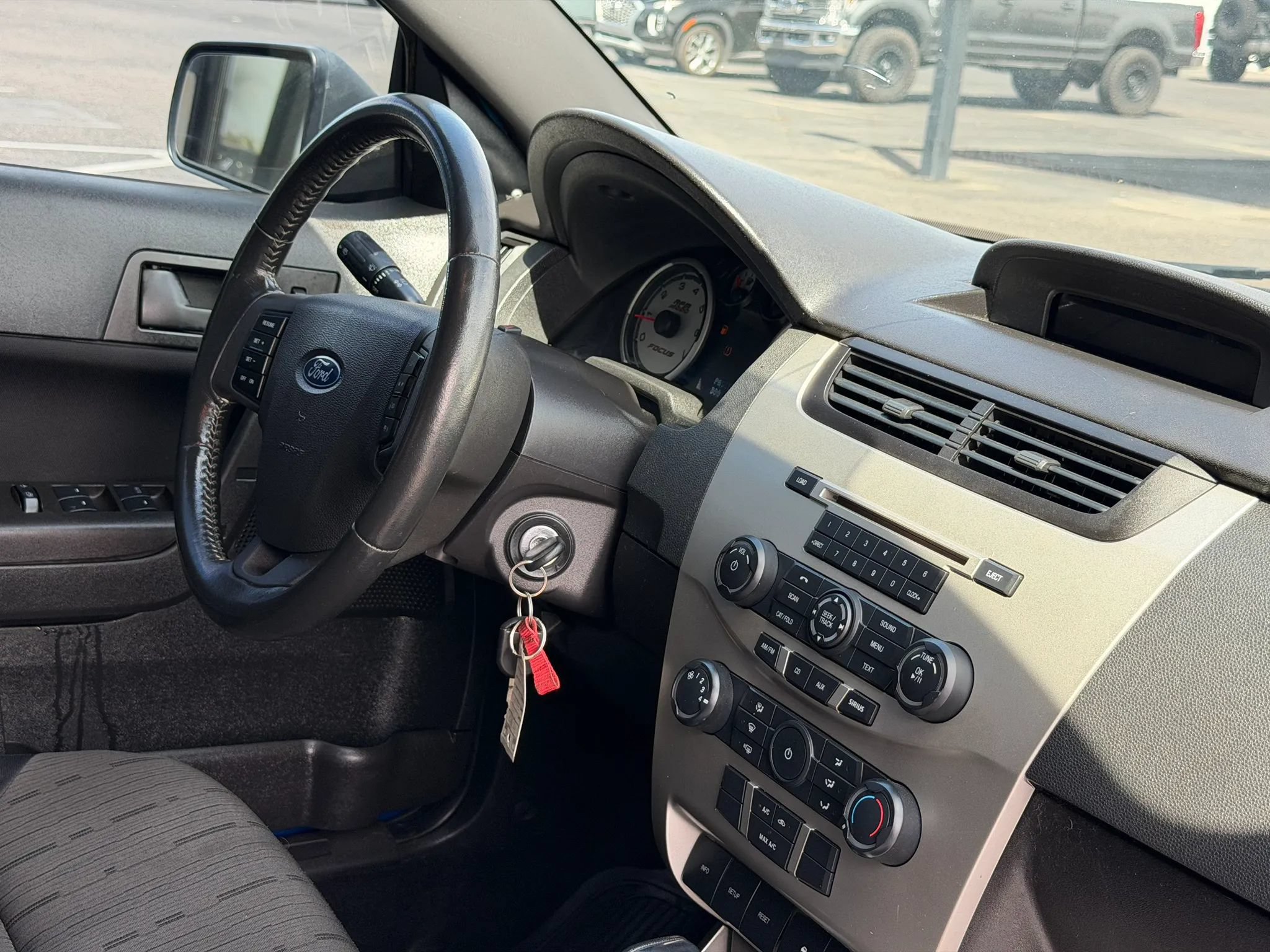 Used 2011 Ford Focus SE w/ 201A Rapid Spec Order Code FWD image 28