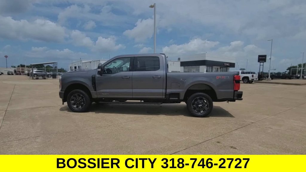 Used 2023 Ford F250 Lariat w/ Sport Appearance Package AWD/4WD image 31