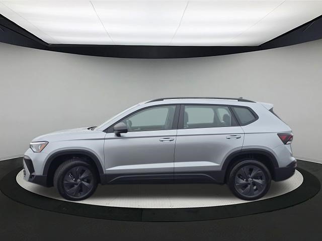 New 2026 Volkswagen Taos S FWD image 4