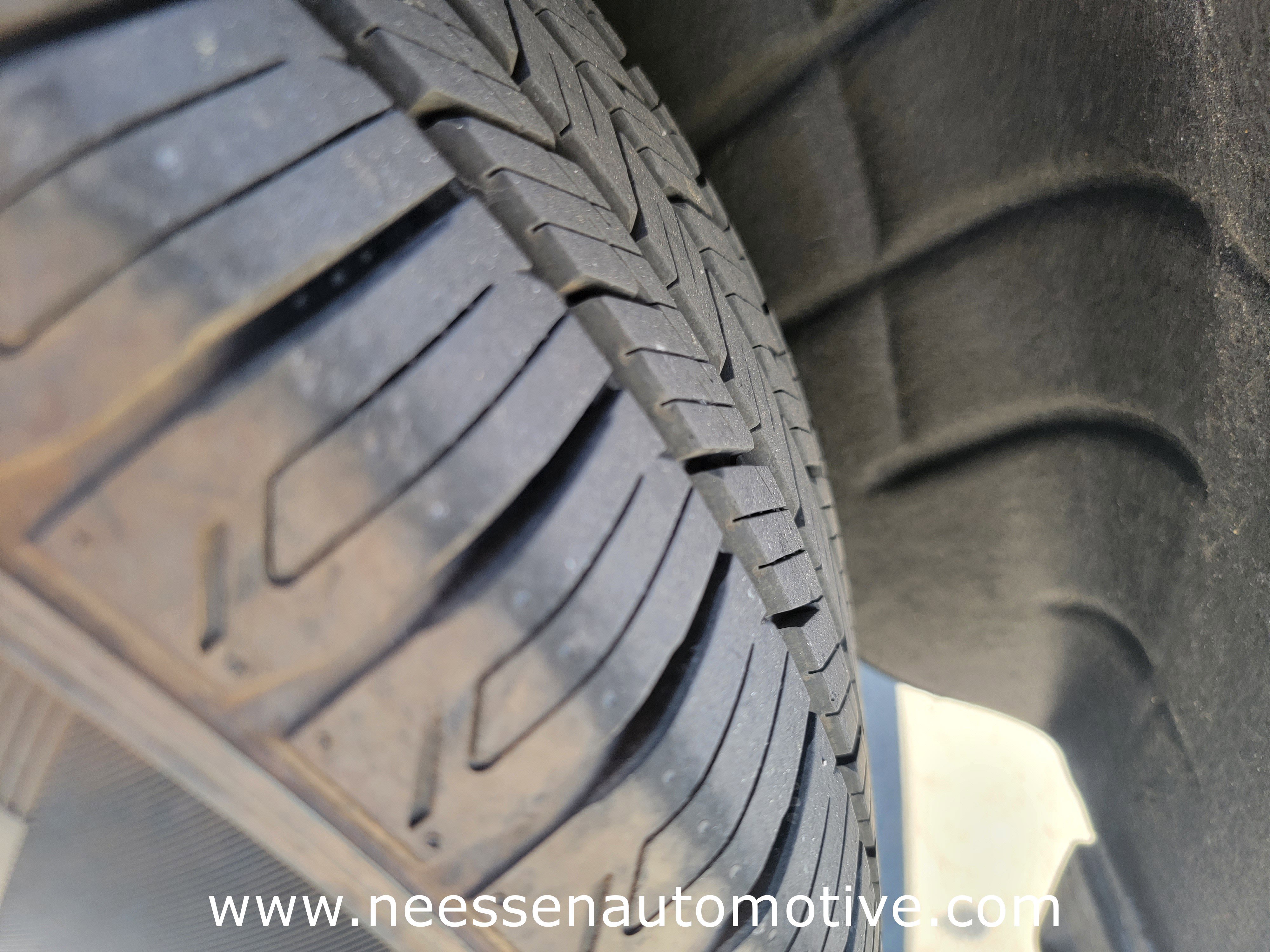 Used 2022 Hyundai Santa Cruz SEL w/ Activity Package image 33