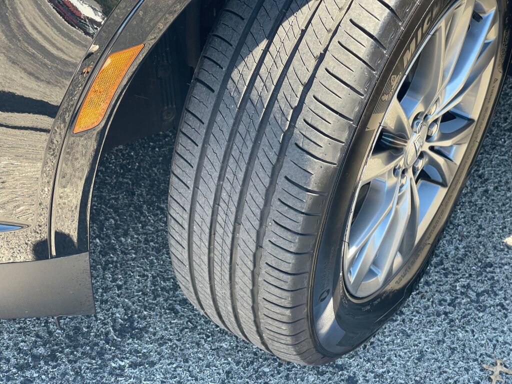 Certified 2023 Cadillac XT5 Premium Luxury image 24