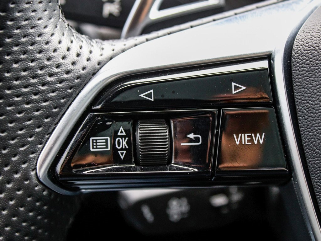 Used 2022 Audi e-tron GT Prestige w/ Prestige Package image 28