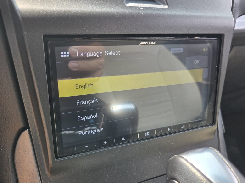 Used 2016 Ford Edge SE FWD image 23