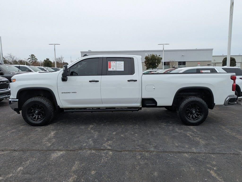 Used 2024 Chevrolet Silverado 3500 W/T image 5