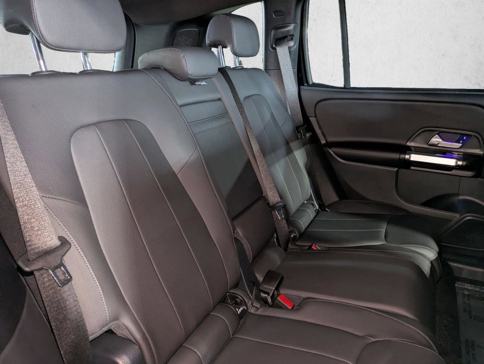 Certified 2025 Mercedes-Benz GLB 250 image 18