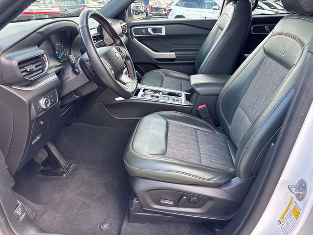 Used 2022 Ford Explorer Timberline image 11