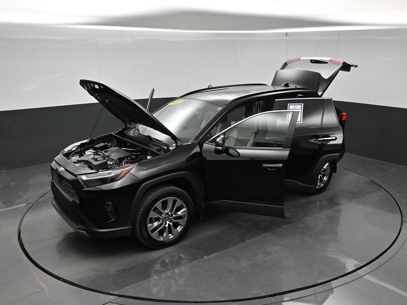 Used 2024 Toyota RAV4 Limited w/ Advanced Technology Package AWD/4WD image 46