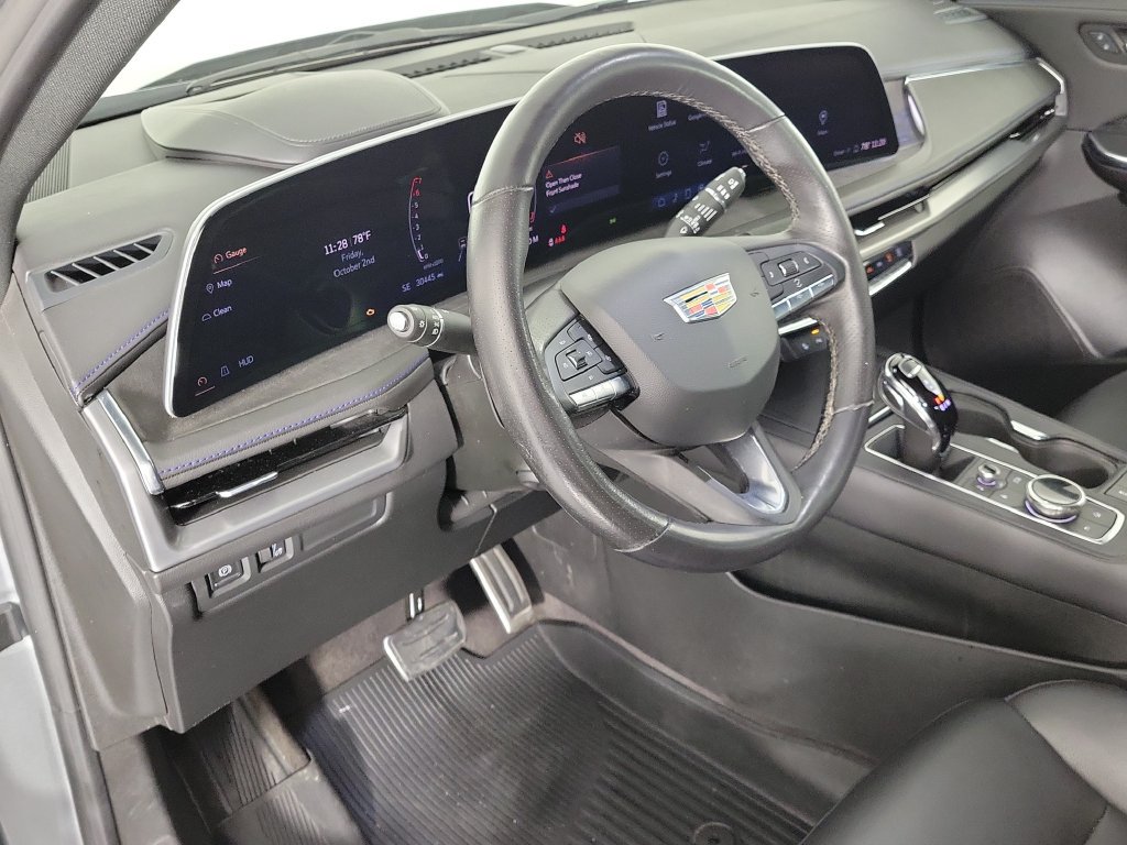 Used 2024 Cadillac XT4 Sport w/ Technology Package FWD image 19