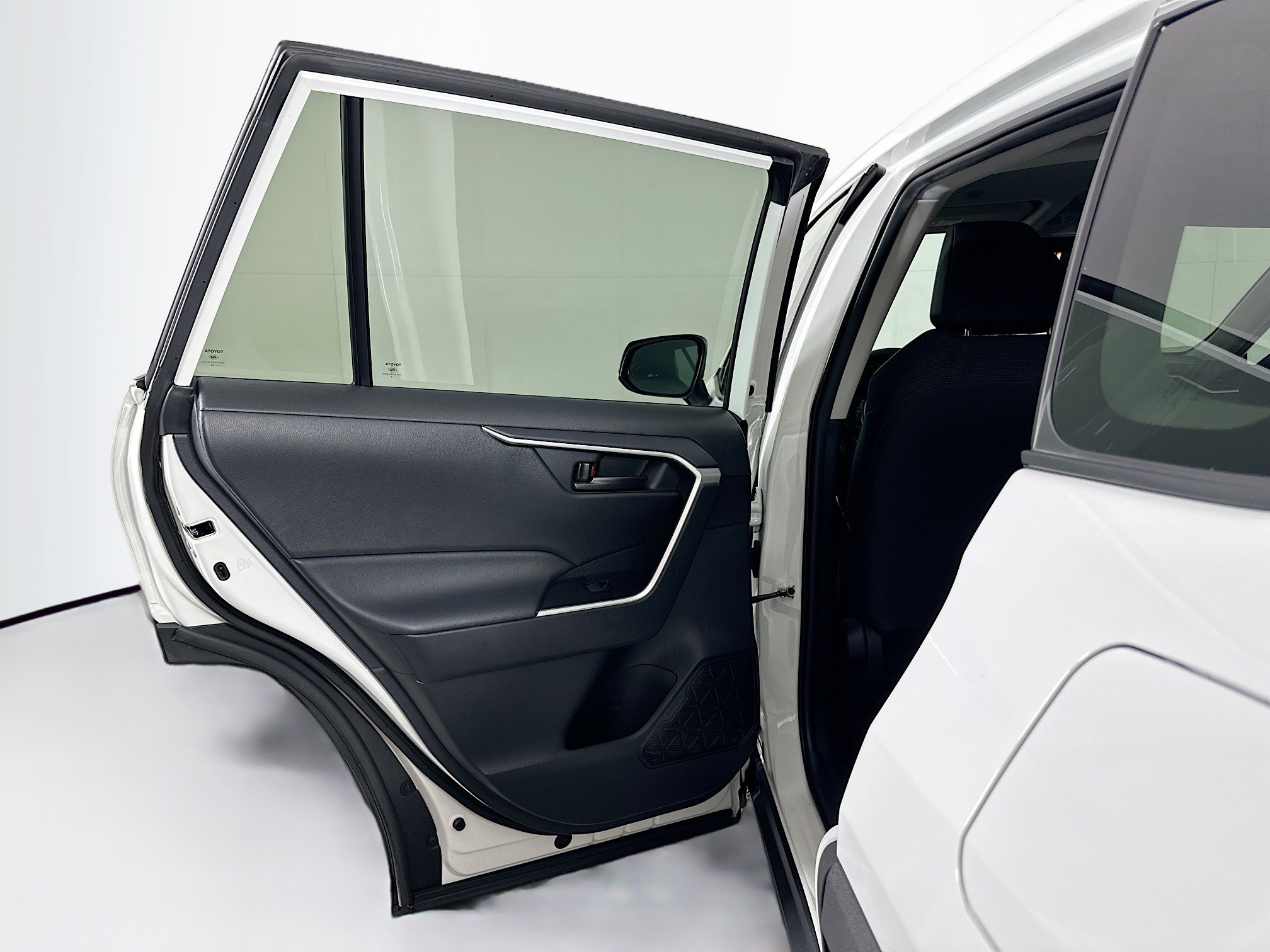 Used 2024 Toyota RAV4 LE image 24