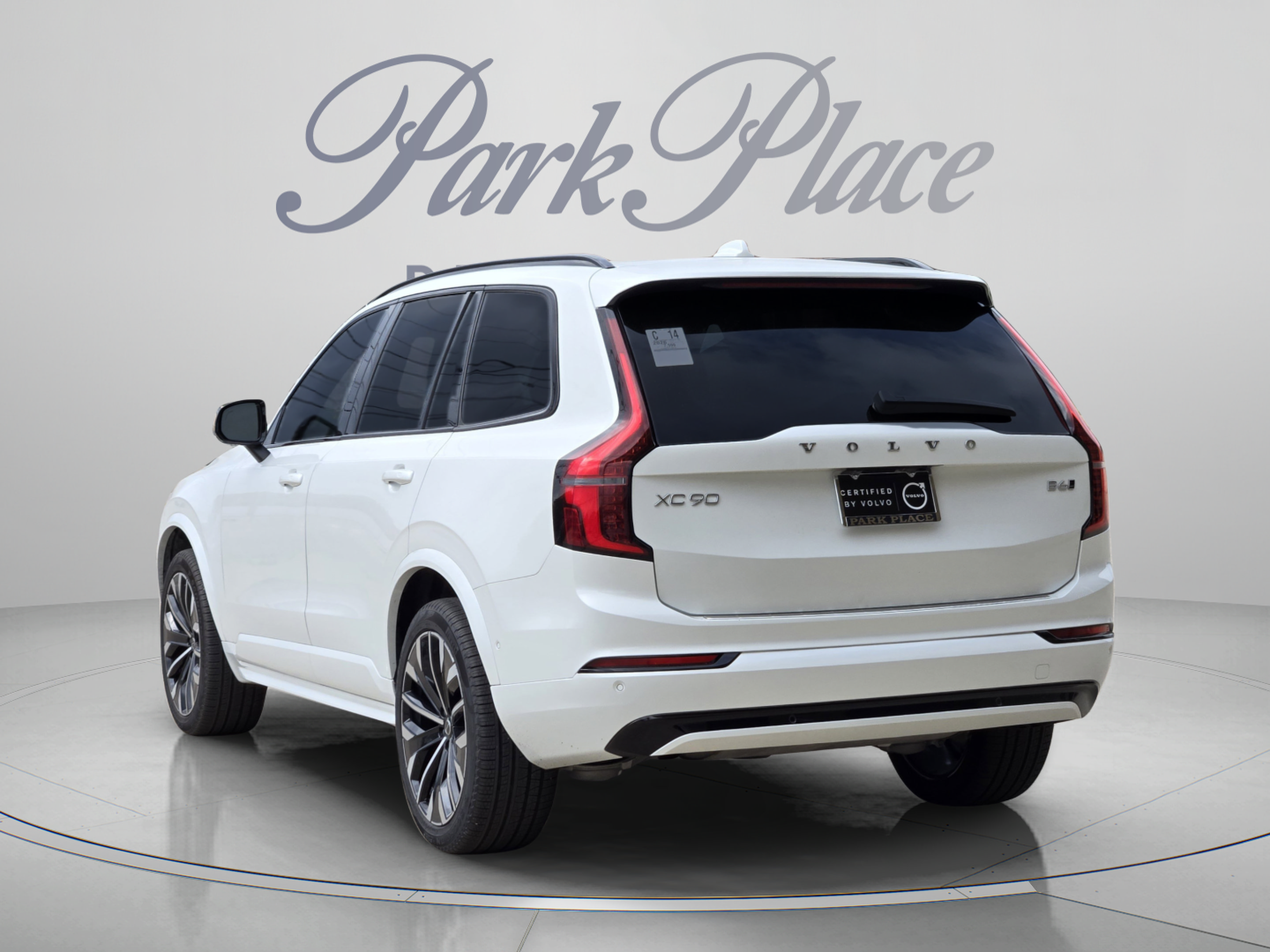 Used 2026 Volvo XC90 B6 Ultra w/ Protection Package Premier AWD/4WD image 6